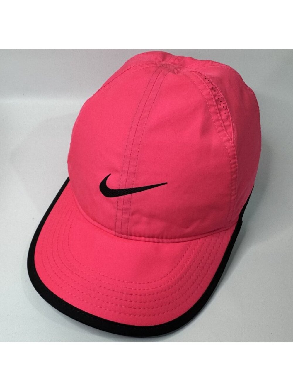 Nike Featherlight Dri-FIT Hot Pink Black Adjustable Running Hat Cap